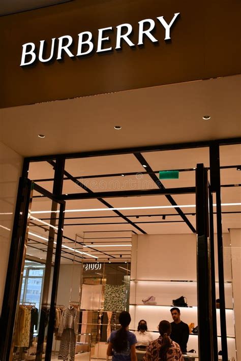 burberry jio world plaza